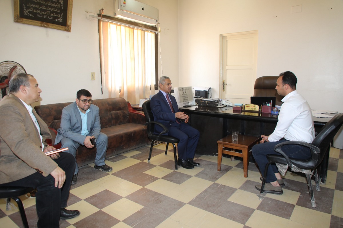 المحافظ يوجه برفع كفاءة خدمات المستثمرين